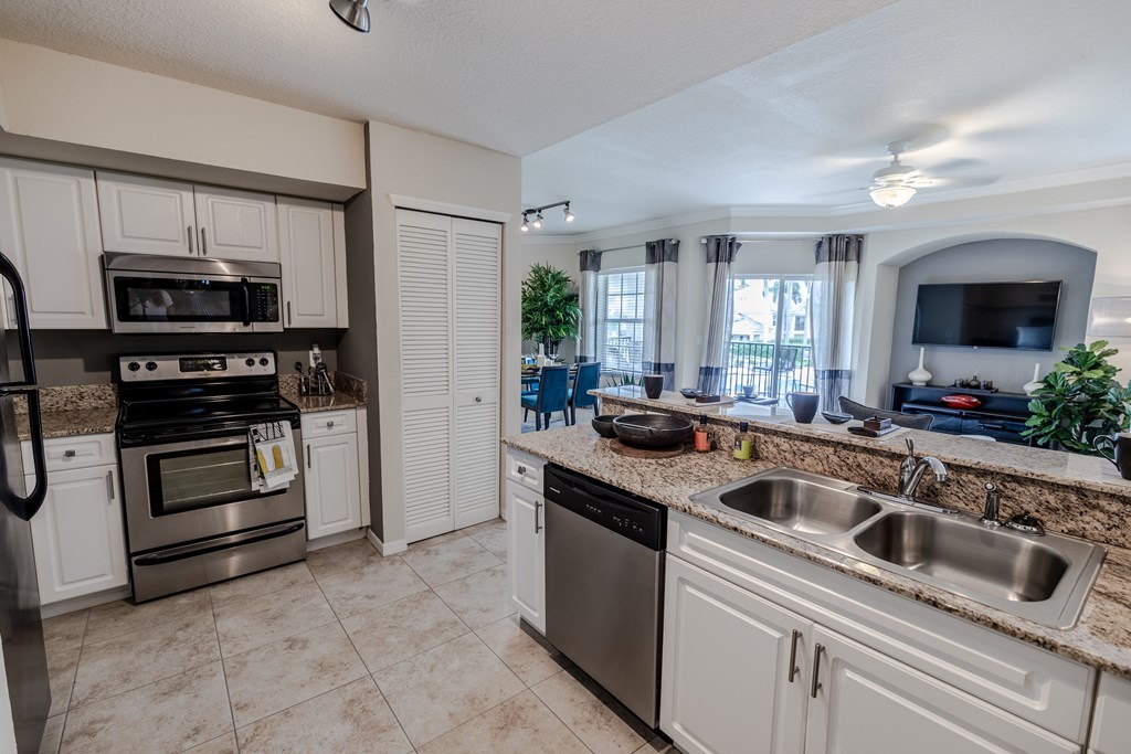 The Charleston Apartment Boca Raton